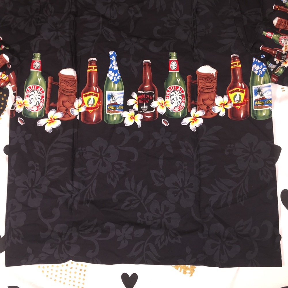 Bishop St. Hawaiian Apparel Button Down Shirt